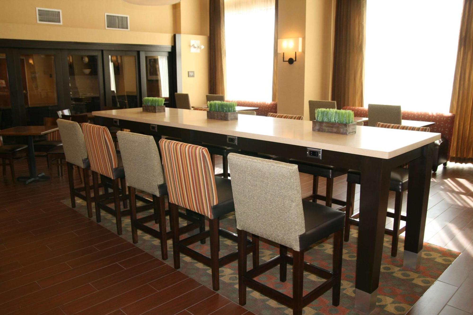 Hampton Inn & Suites Oxford-Anniston Eksteriør billede