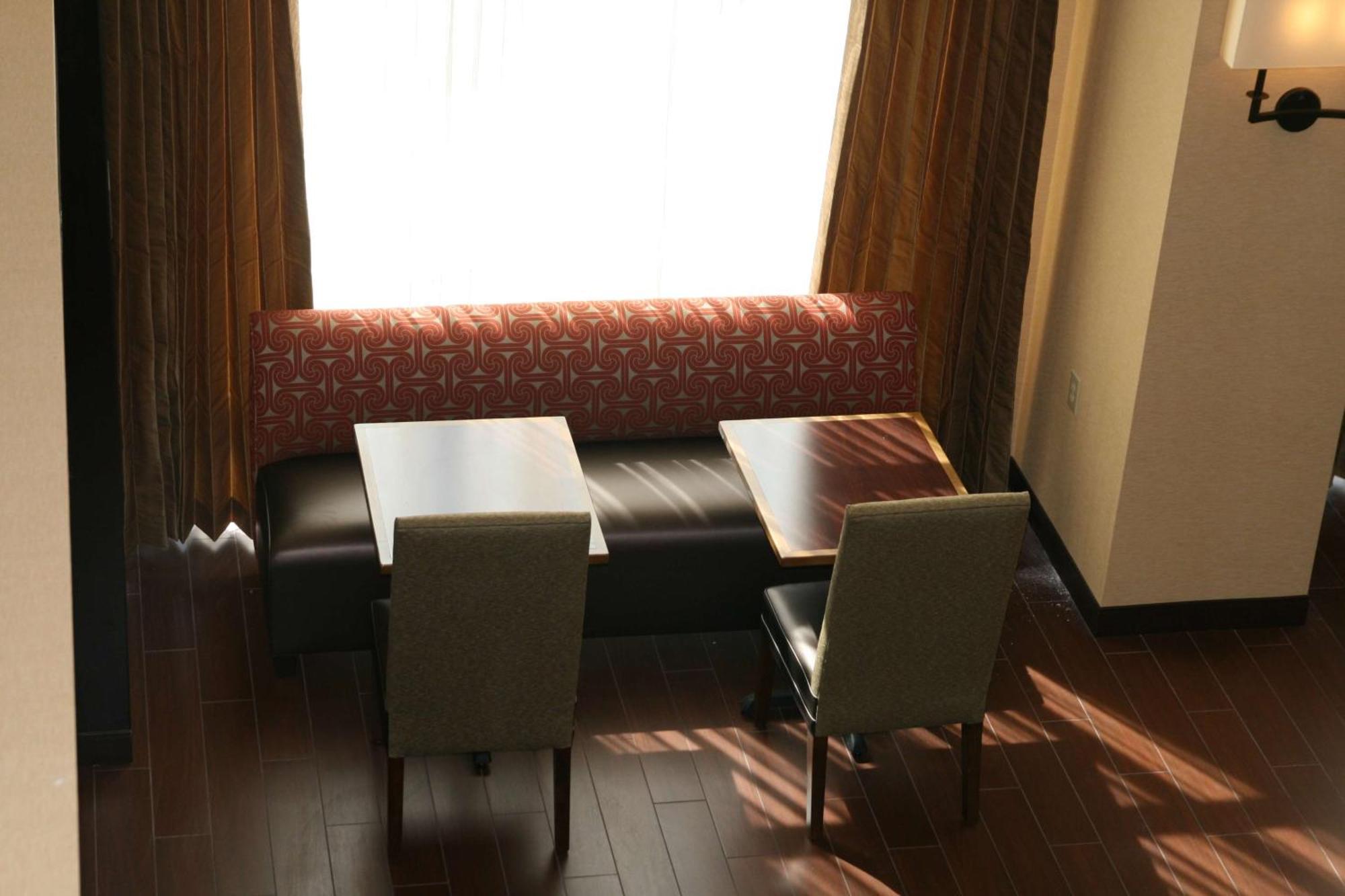 Hampton Inn & Suites Oxford-Anniston Eksteriør billede