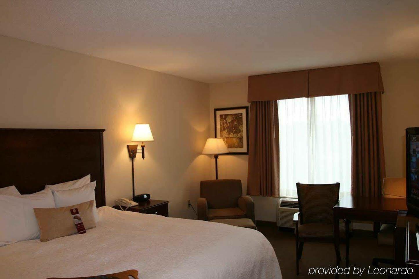 Hampton Inn & Suites Oxford-Anniston Eksteriør billede